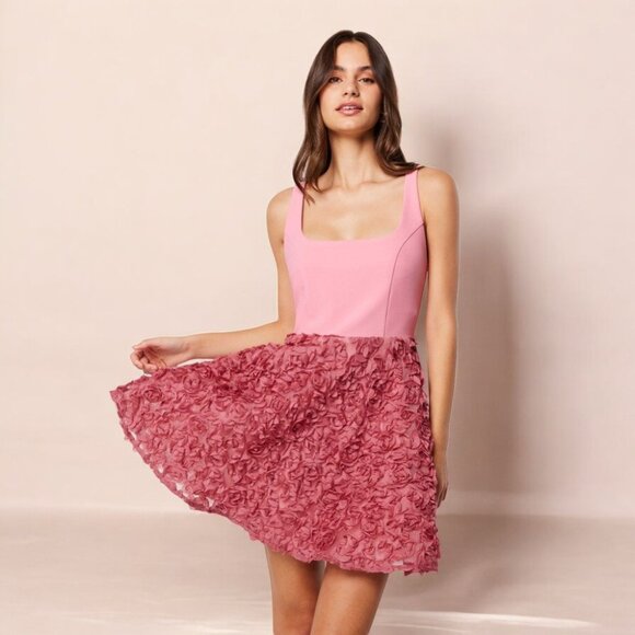 NWT Elliatt Admiration 3D Rose Mini Dress - Picture 2 of 10